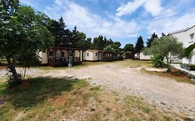 Kamp Rujno